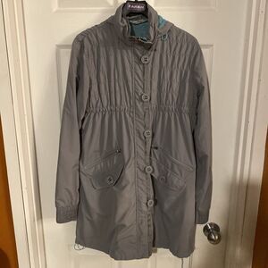 Athleta Shock Cord Anorak Gray Raincoat Windbreaker Jacket Long Trench Size M?